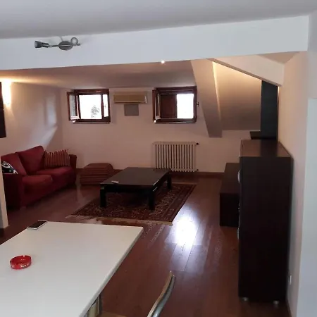 La Mia Casa Immersa Nel Verde