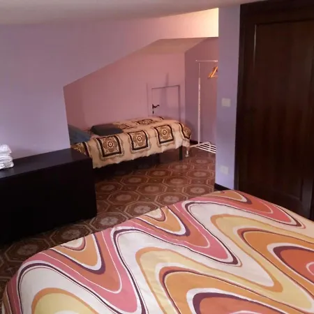 La Mia Casa Immersa Nel Verde بيت للعطل